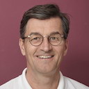 Dr./Univ. Budapest Matthias Theden-Schow