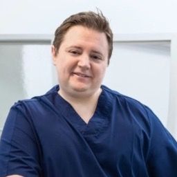 Dipl.-Med. Stephan Ameri