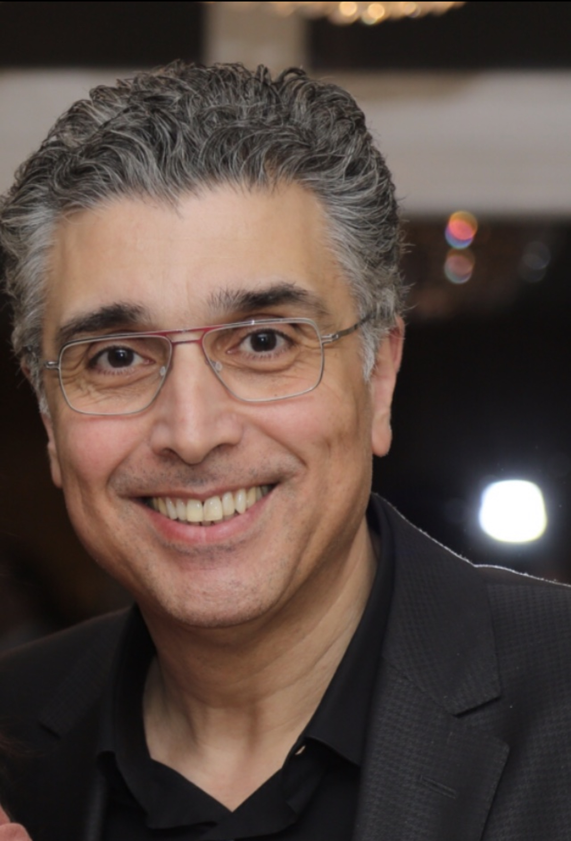 Dr.  Sohrab  Fahimi