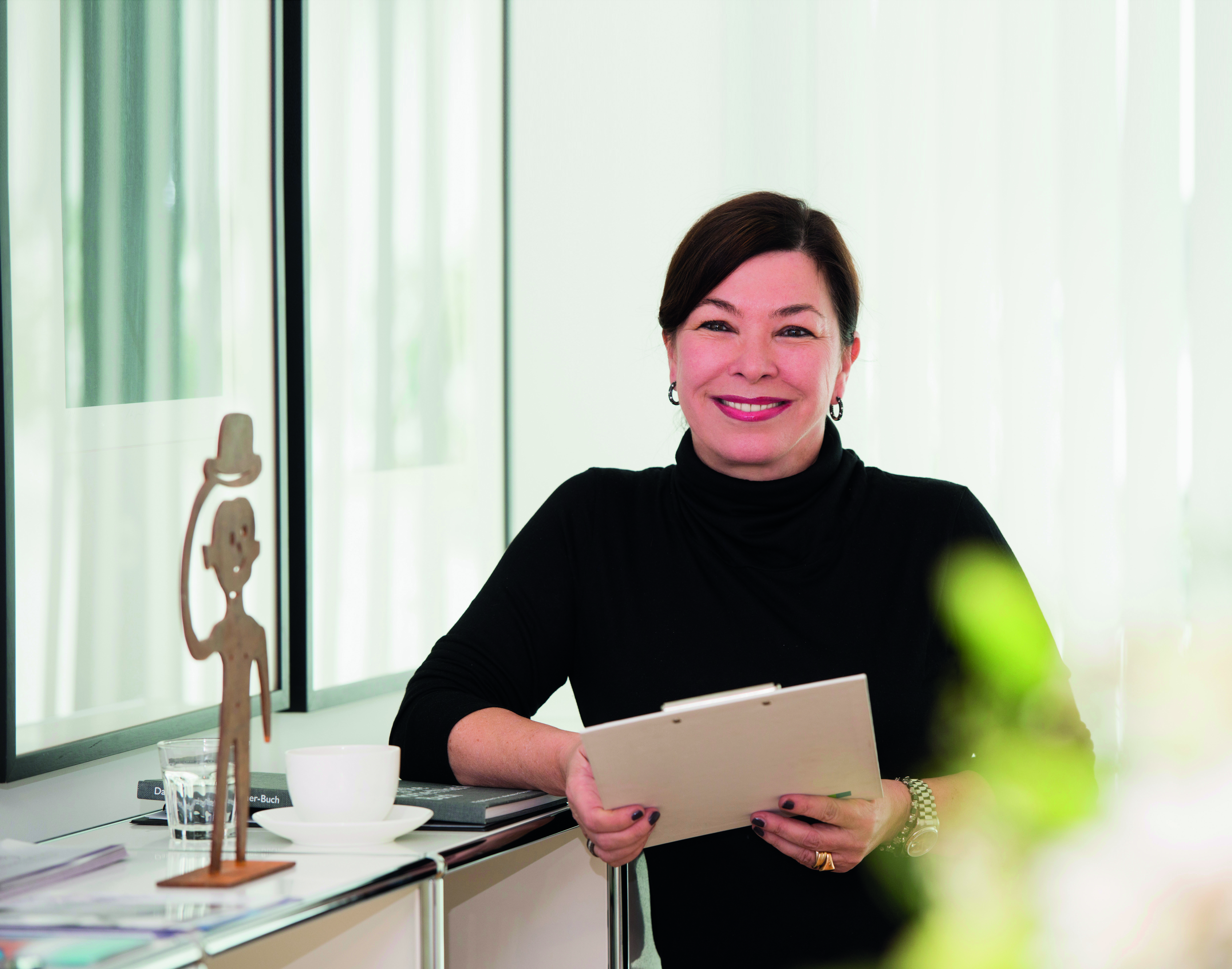 Dr. Claudia Hennig